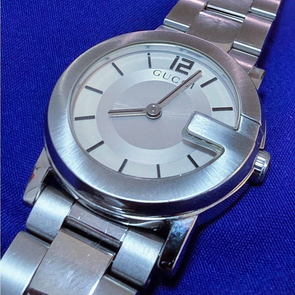 Gucci G 101L 28mm Swiss Made Women's Watch